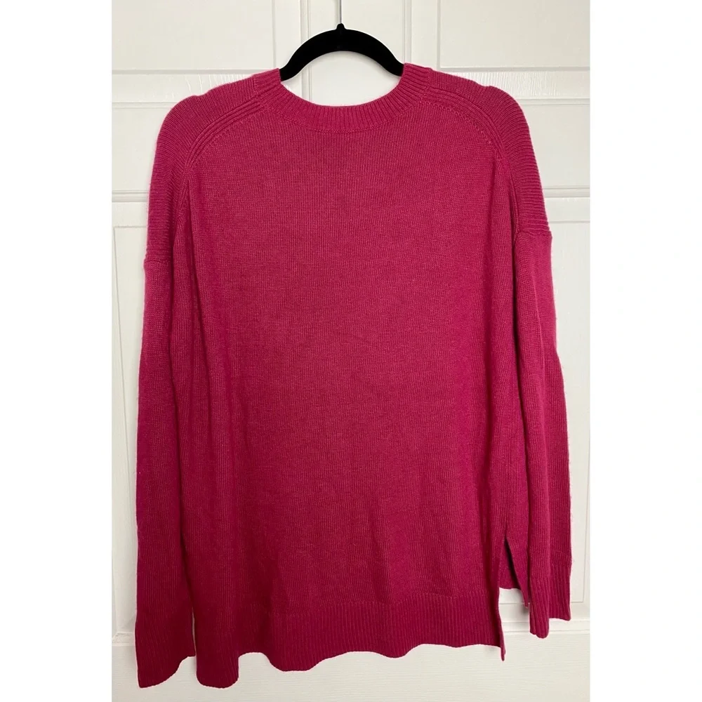 Chelsea28 High Low Crew Neck Sweater - Picture 5 of 6